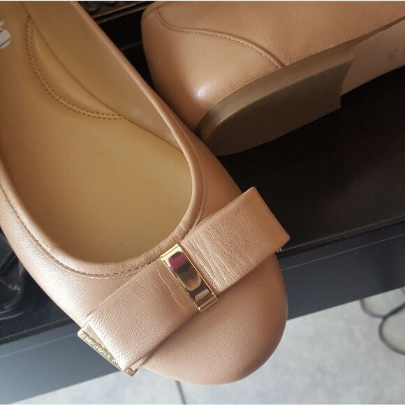 Michael Kors Tan Flats with Decorative Bow - Picture 3 of 6